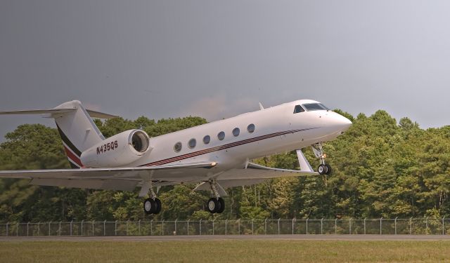 Gulfstream Aerospace Gulfstream IV (N435QS) - Takeoff RWY 19 cape May County Nj