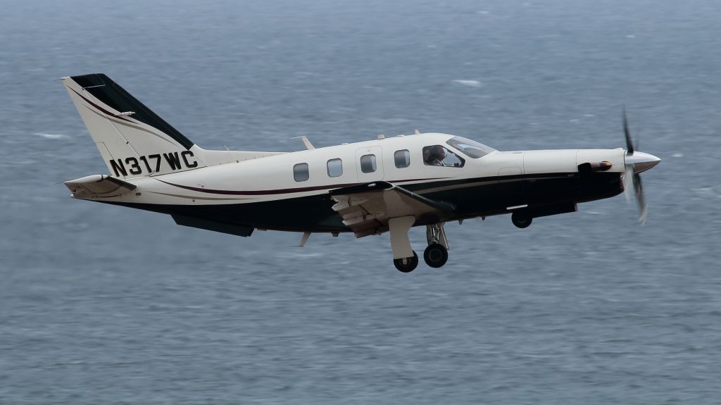 Socata TBM-700 (N317WC)