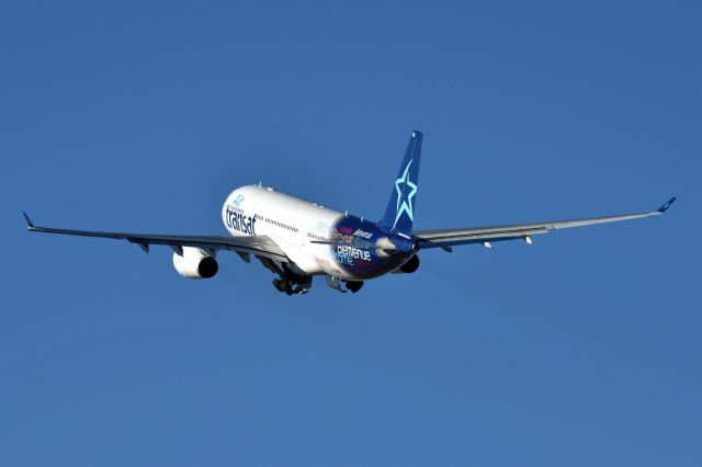 Airbus A330-200 (C-GUBC)