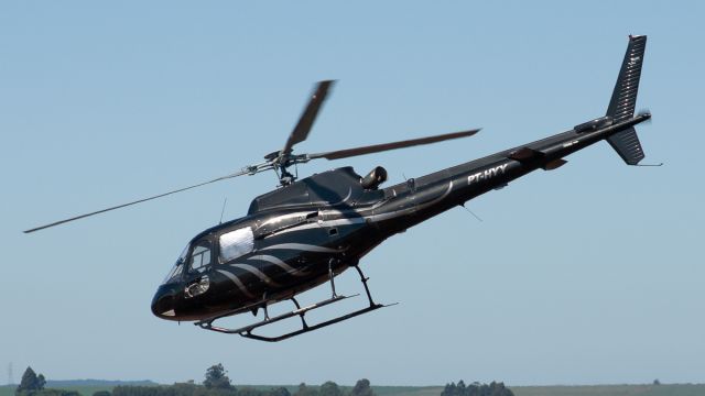 Eurocopter AS-350 AStar (PT-HYY)