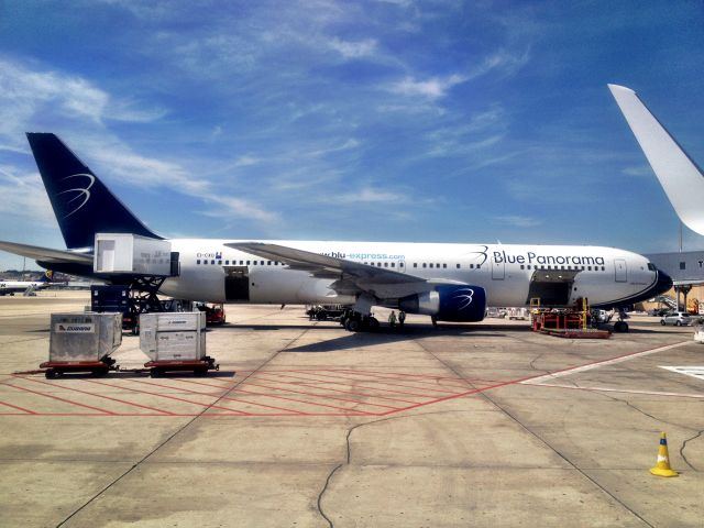 BOEING 767-300 (EI-CXO) - This A/C is no longer in service for Blue Panorama as it was returned (02/2013) to the leasing company, after more than 10 years service.