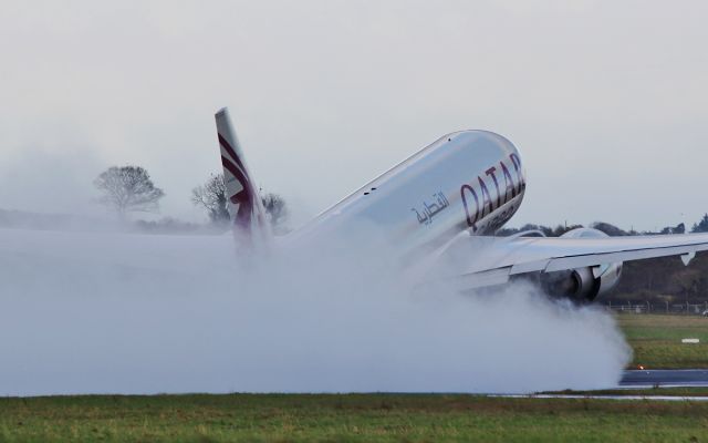 BOEING 777-200LR (A7-BFC) - qatar cargo b777-fdz a7-bfc dep shannon after off loading horses 14/12/15