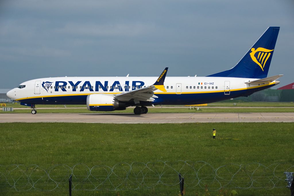 Photo Of Ryanair B38M (EI-IHZ) - FlightAware