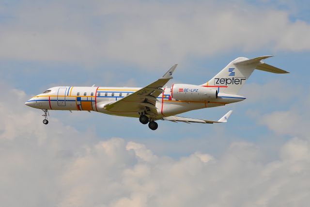 Bombardier Global 5000 (OE-LPZ)