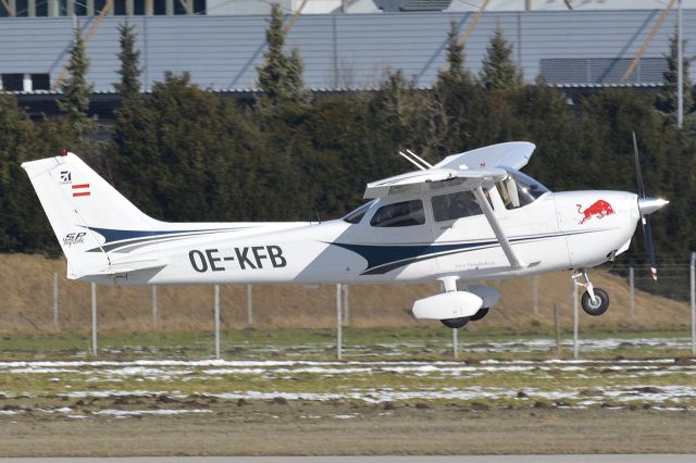 Cessna Skyhawk (OE-KFB)