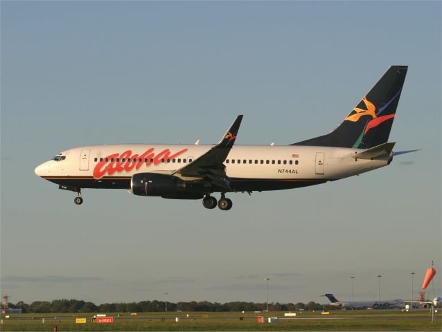 Boeing 737-700 (N744AL) - Returning to its lessor on 13th October 2005 at Dublin, Ireland