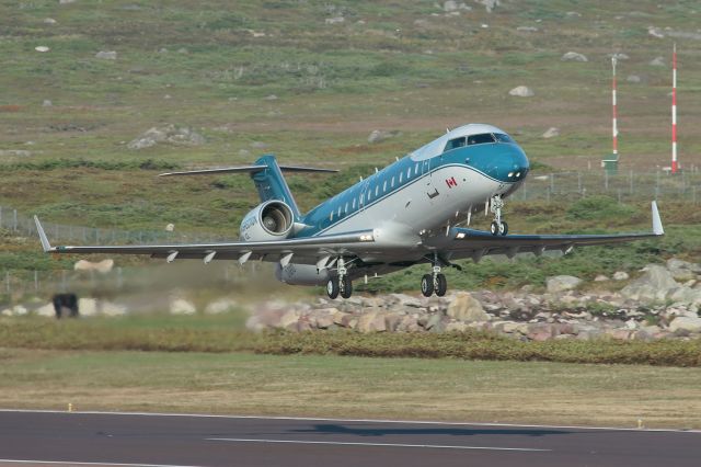 Canadair Regional Jet CRJ-200 (C-GFIO)