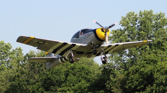 North American Navion (N4833K) - A 1949 model Ryan Navion departing Moontown Airport, Brownsboro, AL, during the EAA 190 Breakfast Fly-In - May 18, 2019.