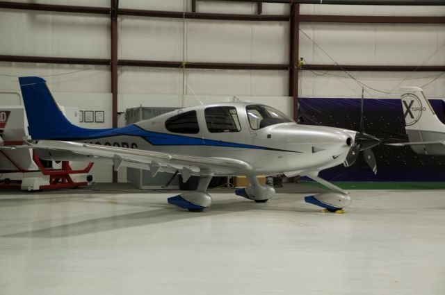 Cirrus SR-22 (N969BS)