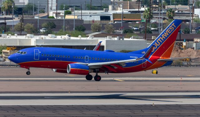 Boeing 737-700 (N901WN)