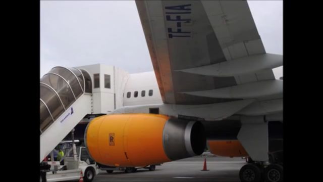 Boeing 757-200 (TF-FIA) - *NOTE THIS PHOTO BELONGS TO MY FRIEND, ALL CREDITS GO TO HIM* The RB211 Engine From An Icelainder Air B757-200