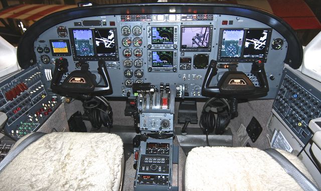 Cessna Conquest 2 (N22CG) - New Glass cockpit of our C441.