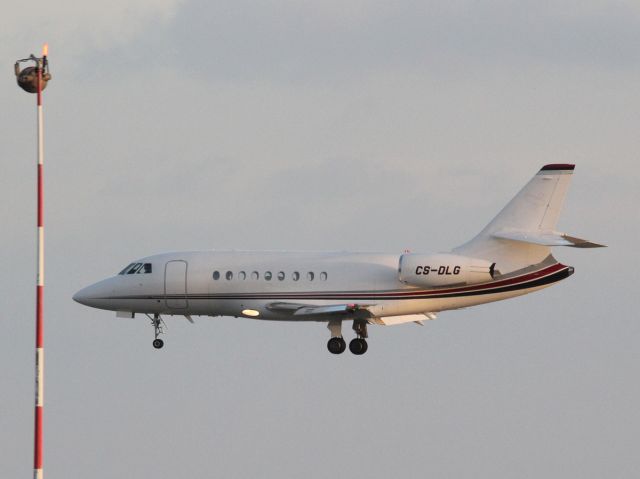 Dassault Falcon 2000 (CS-DLG)