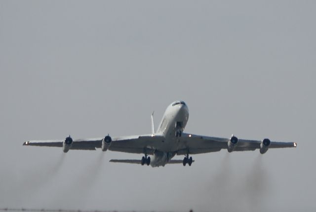 Boeing 707-300 (N707MQ)