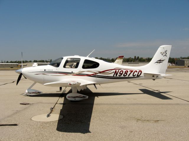 Cirrus SR-22 (N987CD) - 2005 Cirrus SR22 with updated paint schemebr /Parked at Fullerton