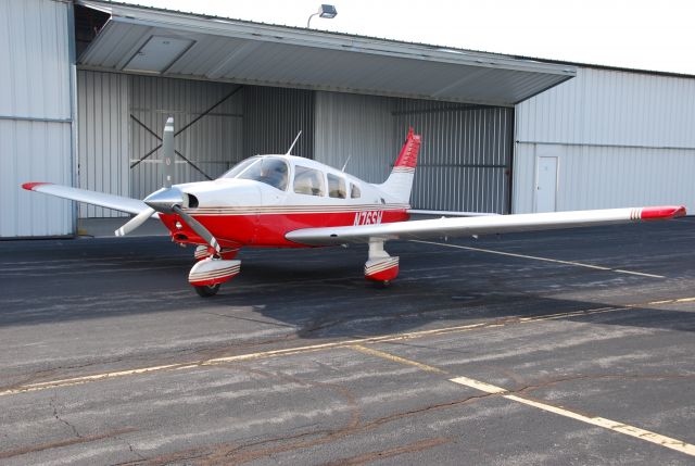 Piper Cherokee (N76SW)