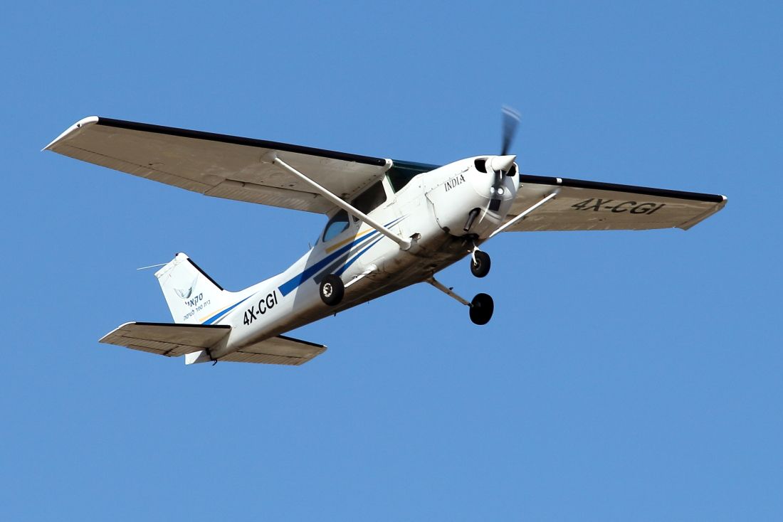 Cessna Skyhawk (4X-CGI) - 06/11/2020:  "India" after take-off from runway 11.