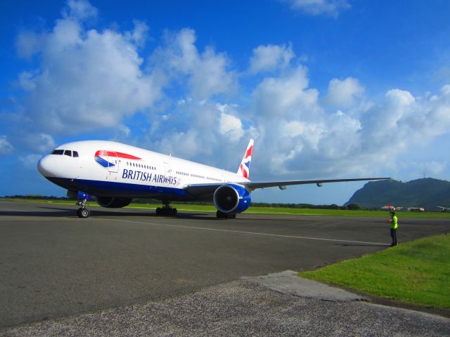 BOEING 777-200LR (G-VIIT)