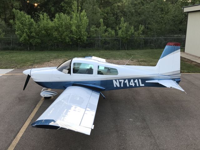 Cessna Skyhawk (N7141L) - Grumman AA-5