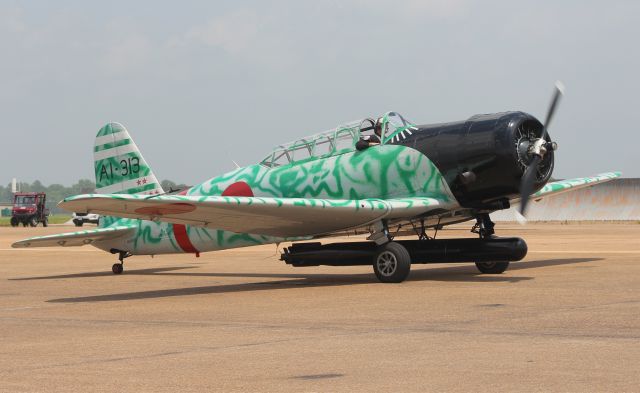 North American T-6 Texan (N3242G)