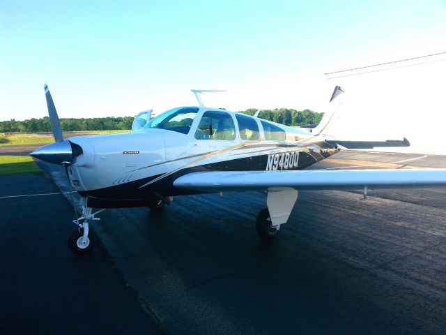 Beechcraft Bonanza (33) (N9480Q)