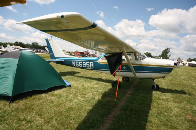 Cessna Skylane (N5595R) - See more planes from the 2013 EAA Airventure here- a rel=nofollow href=http://www.facebook.com/media/set/?set=a.10153121083865078.1073741840.283142505077&type=1https://www.facebook.com/media/set/?set=a.10153121083865078.1073741840.283142505077&type=1/a