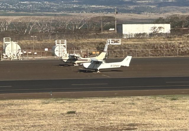 Cessna Skyhawk (N738WY) - Possibly N738WY