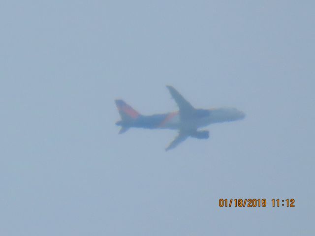 Airbus A319 (N312NV)