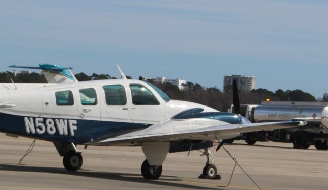 Beechcraft Baron (58) (N58WF)