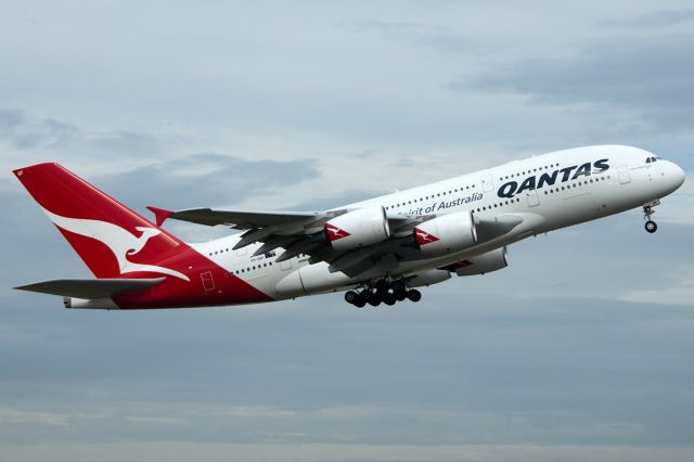 Airbus A380-800 (VH-OQF) - 13 OCT 2010