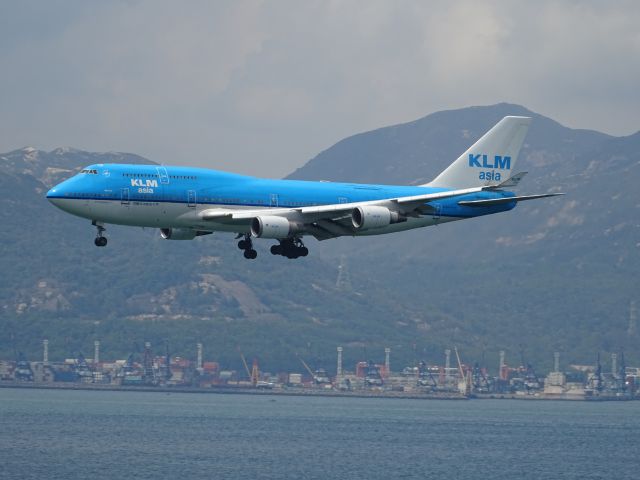 Boeing 747-400 (PH-BFM)