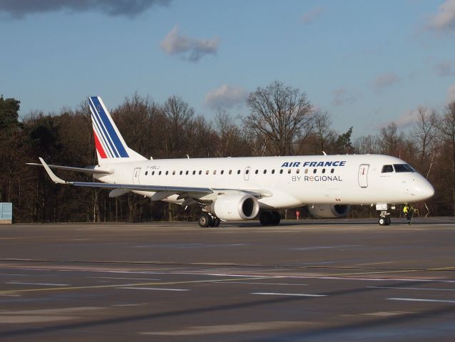 Embraer ERJ-190 (F-HBLJ)