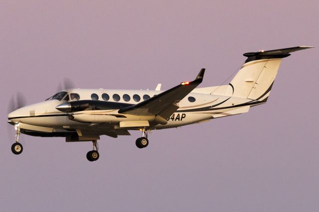 Beechcraft Super King Air 350 (N784AP)