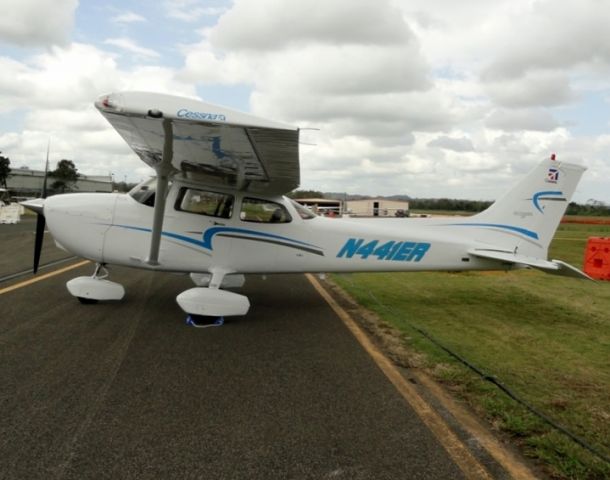 Cessna Skyhawk (N441ER)
