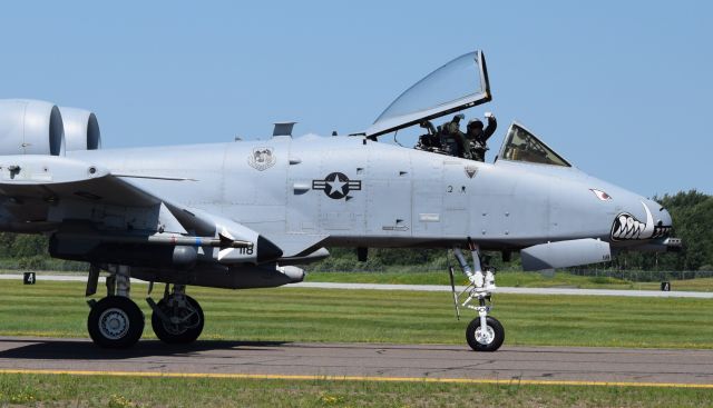 Fairchild-Republic Thunderbolt 2 — - Duluth Air Show 2018