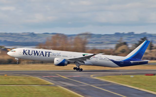 BOEING 777-300 (9K-AOH) - kuwait b777-369er 9k-aoh dep shannon for jfk 6/3/18.