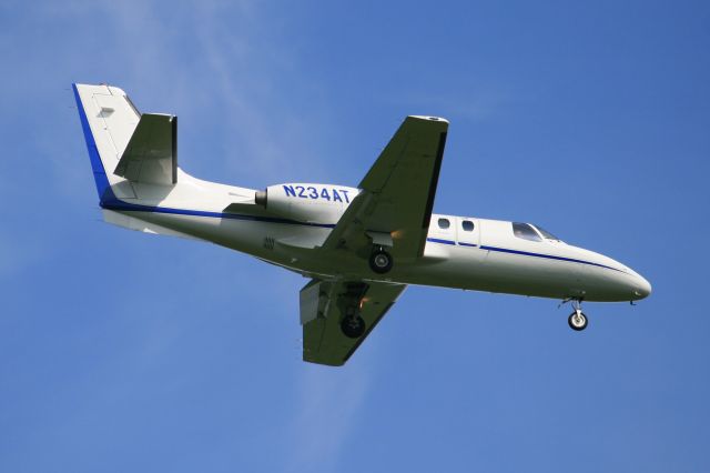 Piper PA-44 Seminole (N234AT) - Simple but nice paint scheme on this Citation.