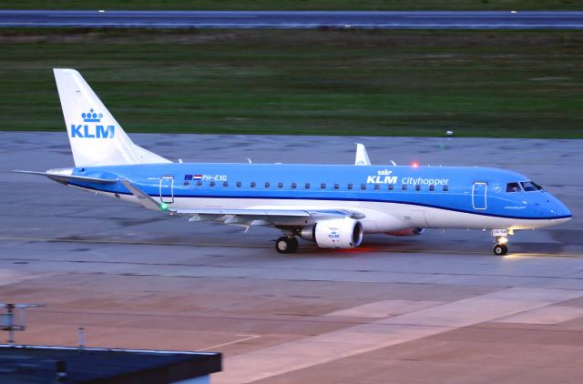 Embraer 170/175 (PH-EXG)