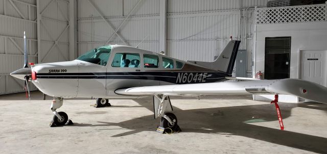 Beechcraft Sierra (N6044E) - N6044E 1979 Beech C24Rbr /137 Knots Cruise