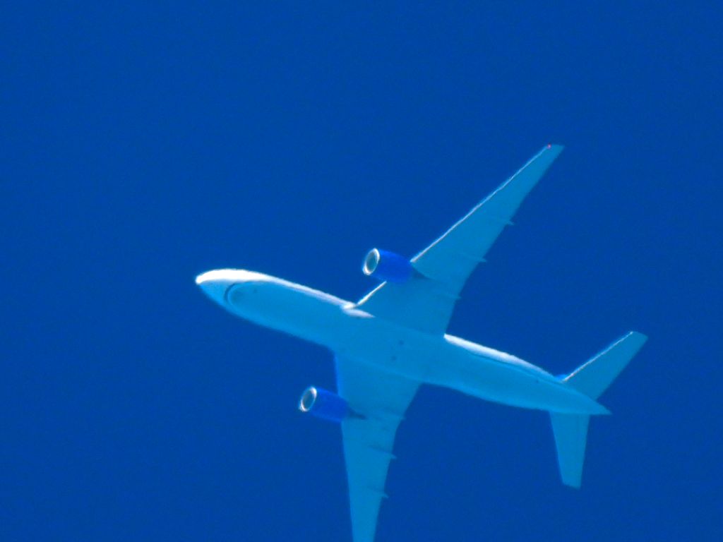Boeing 777-200 (N786UA) - UAL1453br /EWR-LAXbr /09/11/22