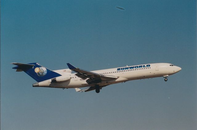 BOEING 727-200 (N282US) - Operating MCI-IND landing 23-L @ IND
