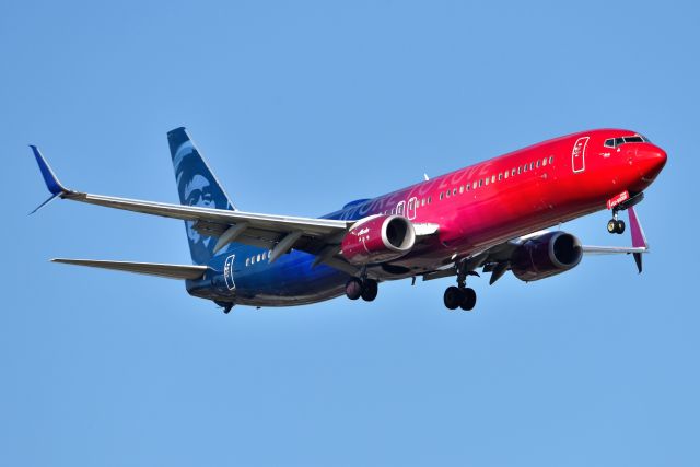 Boeing 737-900 (N493AS) - 23-R 06-30-22