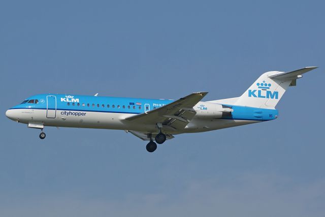 Fokker 70 (PH-KZN)