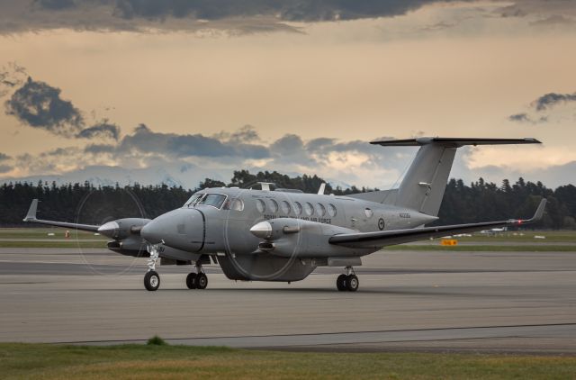 Beechcraft Super King Air 350 (ANZ2351) - "KNG2351"