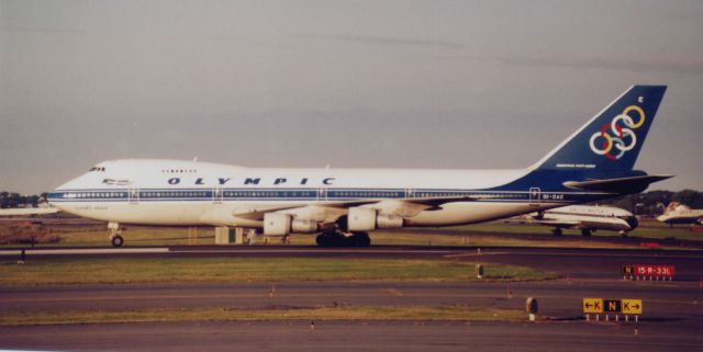 Boeing 747-200 (SX-OAE)