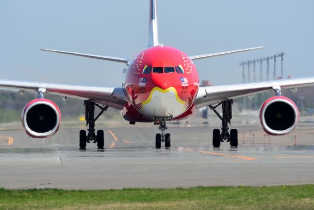 Airbus A330-300 (9M-XXT) - PHOENIX of facebr /　face　２０１６年５月１３日･撮影