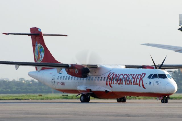 ATR ATR-72 (VT-KAH)
