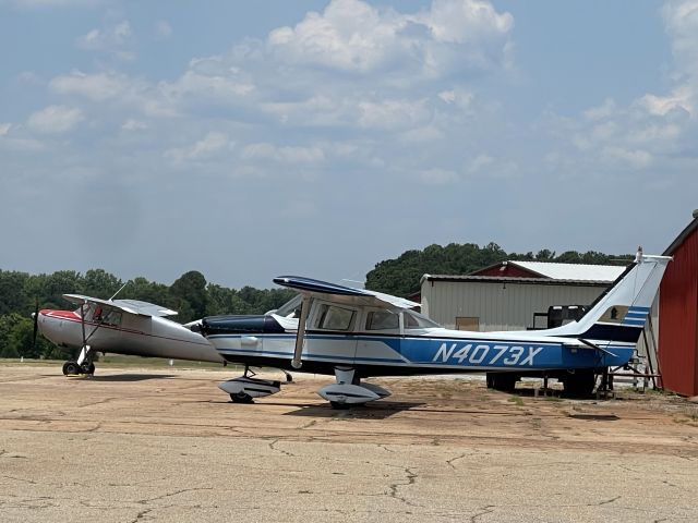 North American Rockwell 100 Lark Commander (N4073X)