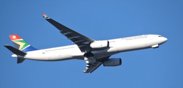 Airbus A330-300 (ZS-SXJ) - Approaching the runway, spring 2019.