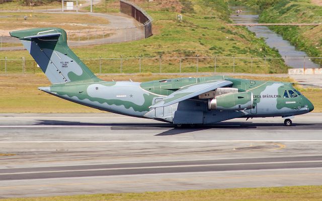 EMBRAER KC-390 (FAB2853)